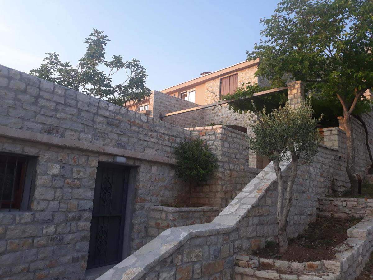 Old Stone Villa Vrba Sveti Stefan Eksteriør bilde